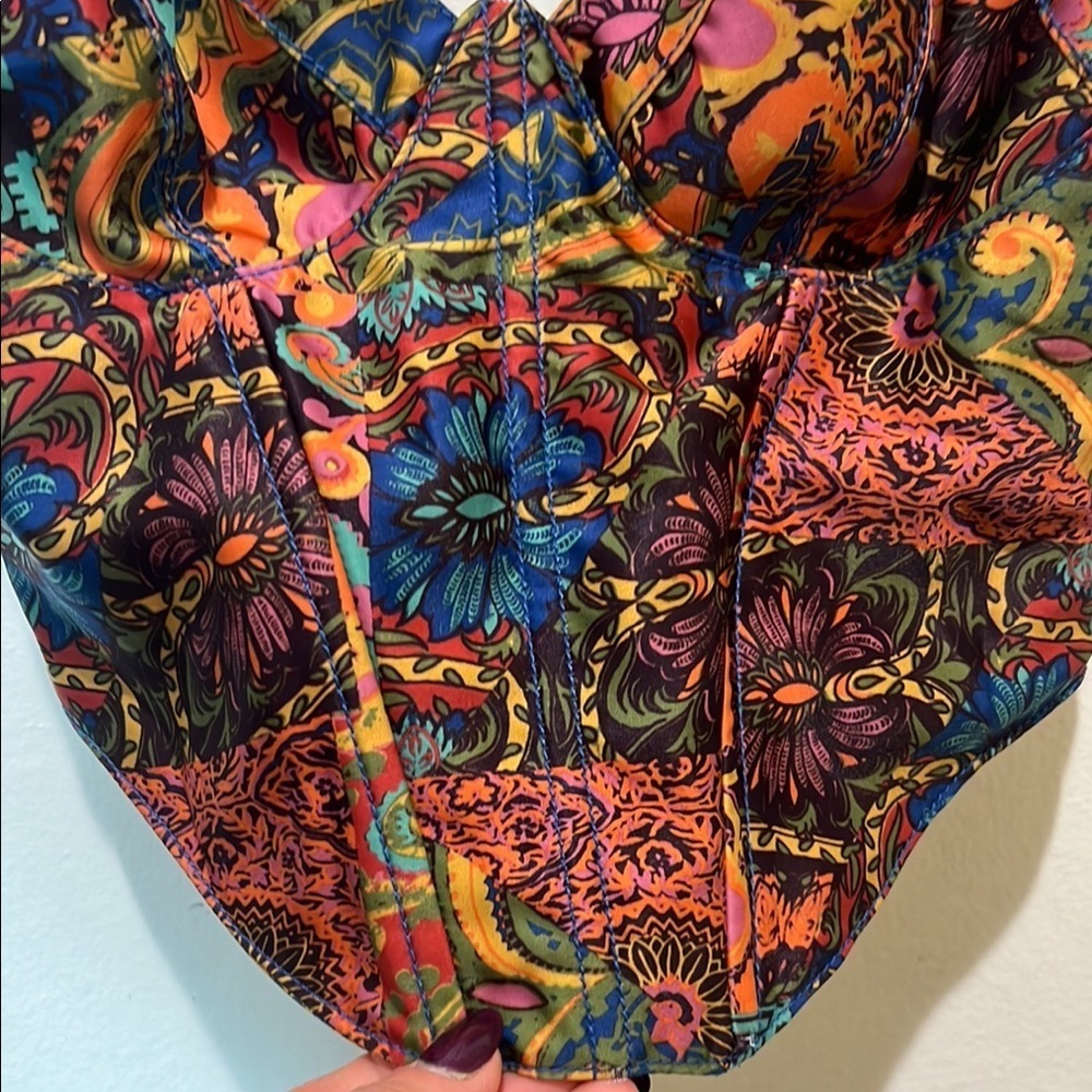 Urban Outfitters Karissa Bustier Top with Adjustable Straps Size Small - Picture 5 of 7
